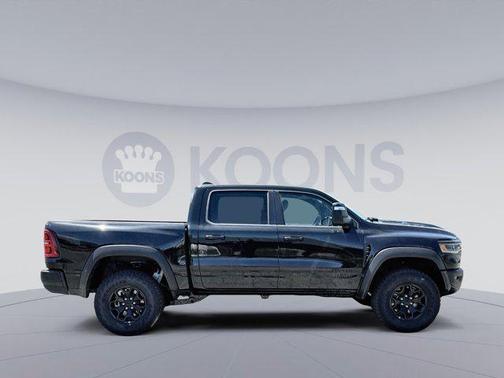 Diamond Black Crystal Pearlcoat 2026 RAM 1500 RHO Crew Cab 4x4 5'7' Box