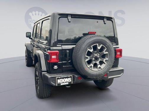 2025 Jeep Wrangler 4-Door Sahara 4x4