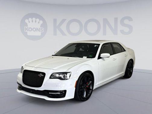 2023 Chrysler 300 C
