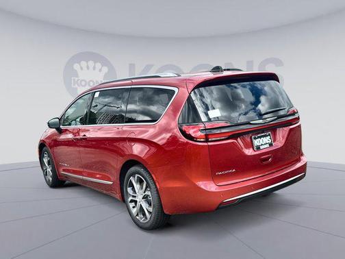 2026 Chrysler Pacifica L