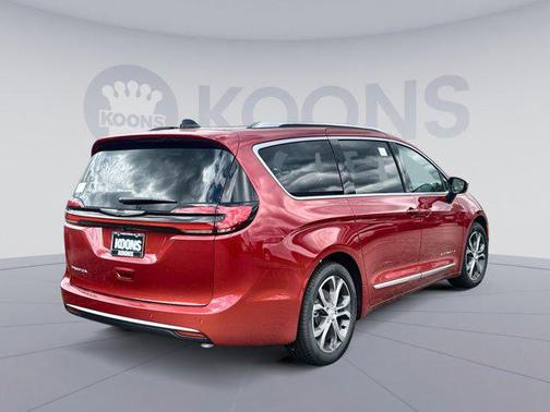 2026 Chrysler Pacifica L