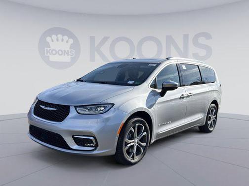 2026 Chrysler Pacifica L