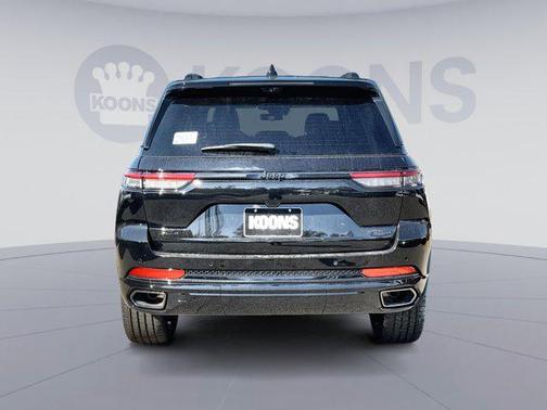 2025 Jeep Grand Cherokee Summit