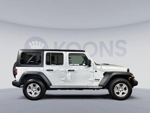 2022 Jeep Wrangler Unlimited Sport
