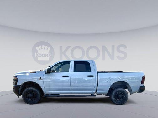 2026 RAM 2500 Tradesman Crew Cab 4x4 6'4' Box
