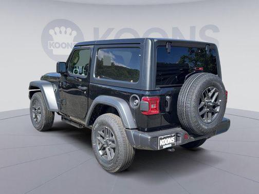 Black Clearcoat 2026 Jeep Wrangler Sport S