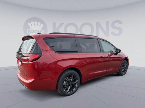 2026 Chrysler Pacifica Limited