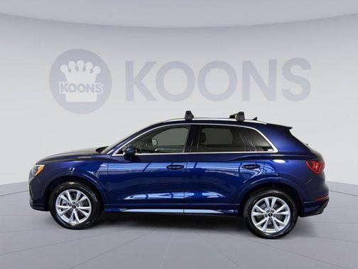 2022 Audi Q3 45 S line Premium