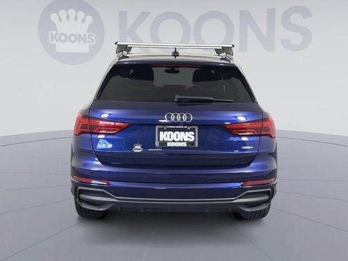 2022 Audi Q3 45 S line Premium