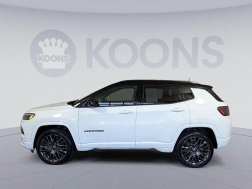 Bright White Clearcoat 2023 Jeep Compass High Altitude