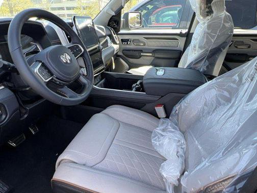 2025 RAM 1500 ST