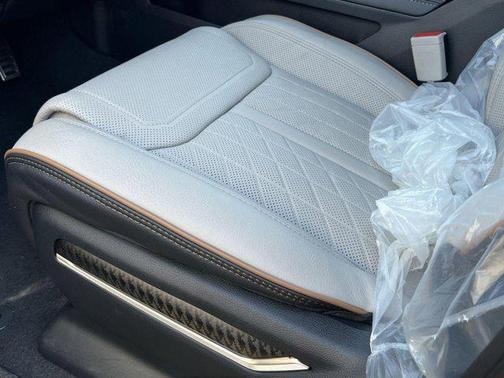 2025 RAM 1500 ST