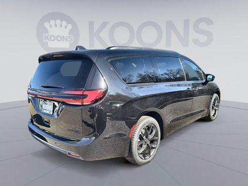 2026 Chrysler Pacifica Limited