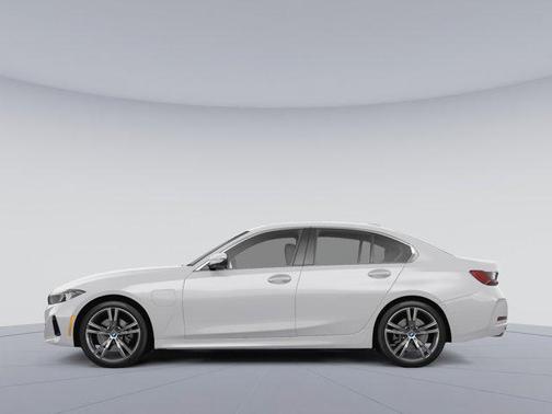 2023 BMW 330e xDrive