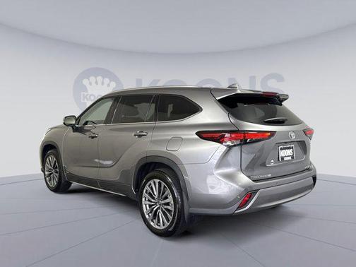 2025 Toyota Highlander Hybrid Limited