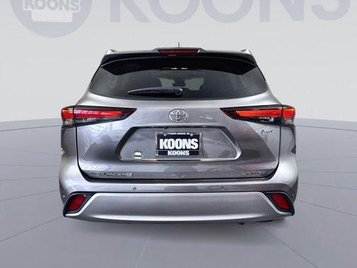 2025 Toyota Highlander Hybrid Limited