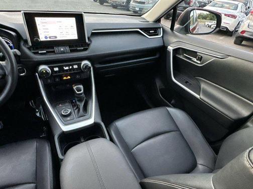 2023 Toyota RAV4 Hybrid XLE Premium