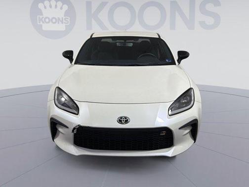 2024 Toyota GR86 Base