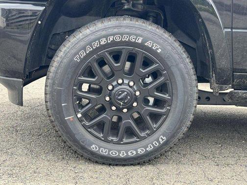 2025 RAM 2500 Limited Mega Cab 4x4 6'4' Box
