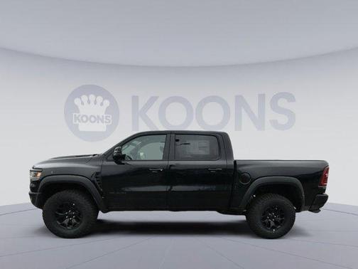 Diamond Black Crystal Pearlcoat 2026 RAM 1500 RHO Crew Cab 4x4 5'7' Box