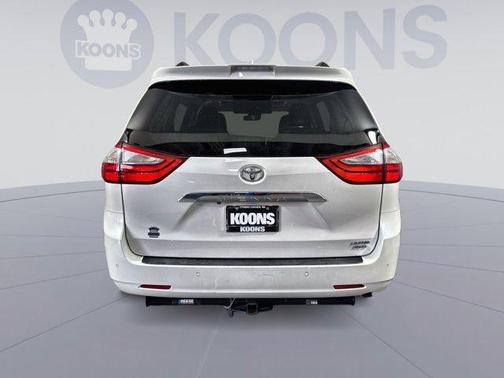 2019 Toyota Sienna Limited Premium