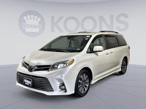 2019 Toyota Sienna Limited Premium