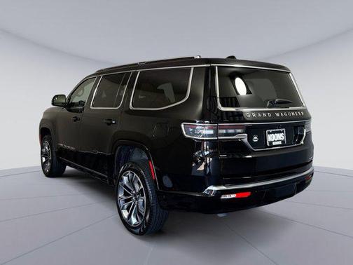 Diamond Black Crystal Pearlcoat 2024 Jeep Grand Wagoneer Series III 4x4
