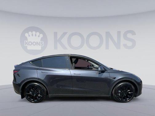 2024 Tesla Model Y Long Range Dual Motor All-Wheel Drive