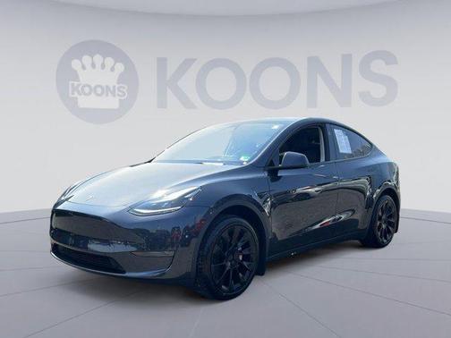 2024 Tesla Model Y Long Range Dual Motor All-Wheel Drive