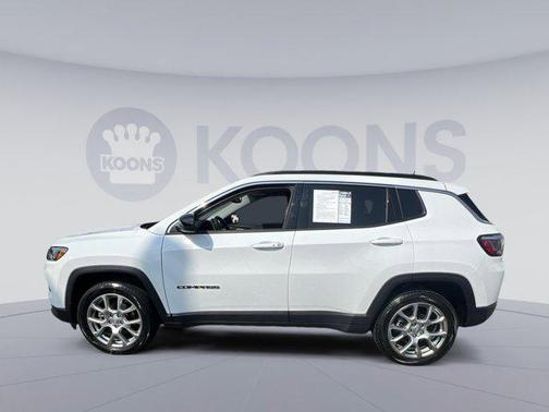 2022 Jeep Compass Latitude Lux