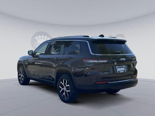Midnight Sky 2023 Jeep Grand Cherokee L Limited