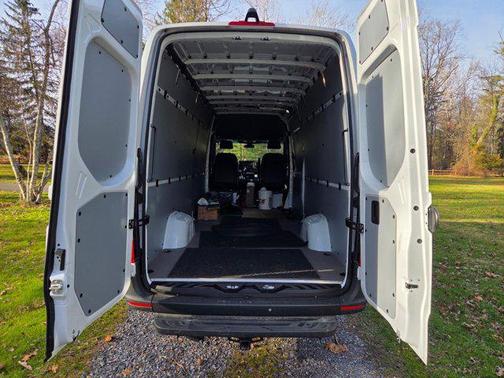 2024 Mercedes-Benz Sprinter 2500 High Roof