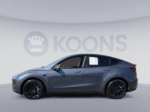 2023 Tesla Model Y Long Range Dual Motor All-Wheel Drive