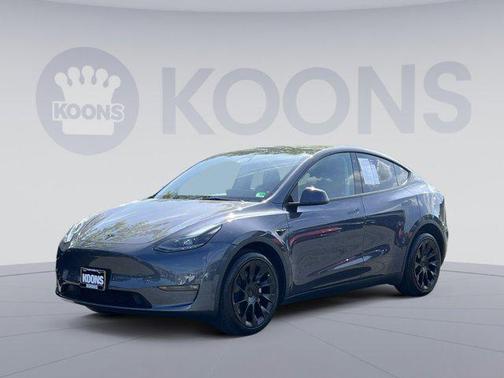 2023 Tesla Model Y Long Range Dual Motor All-Wheel Drive