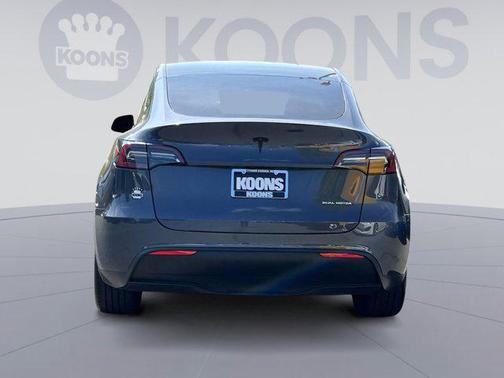 2023 Tesla Model Y Long Range Dual Motor All-Wheel Drive