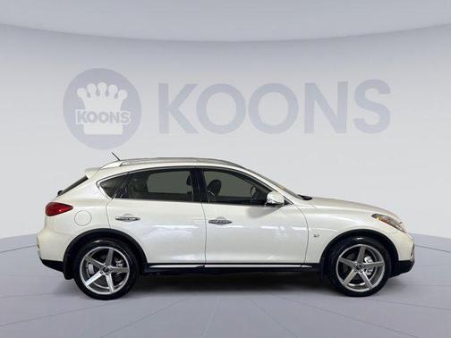 2016 INFINITI QX50 Base