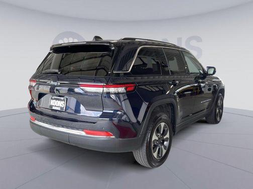 2022 Jeep Grand Cherokee 4xe Base