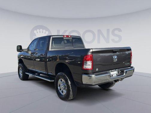 2024 RAM 2500 Tradesman Crew Cab 4x4 6'4' Box