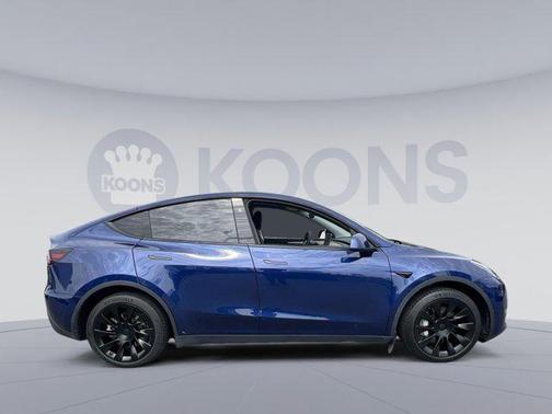 2023 Tesla Model Y Long Range Dual Motor All-Wheel Drive