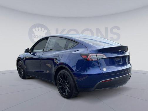 2023 Tesla Model Y Long Range Dual Motor All-Wheel Drive