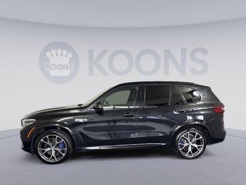 2021 BMW X5 M50i