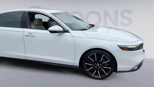 Platinum White Pearl 2023 Honda Accord Hybrid Touring