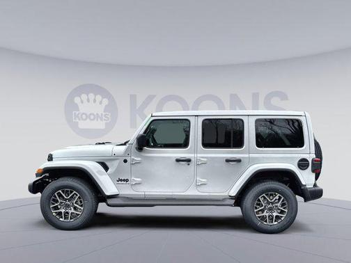 2026 Jeep Wrangler 4-Door Sahara 4x4
