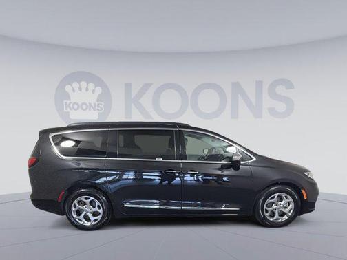 2022 Chrysler Pacifica Limited