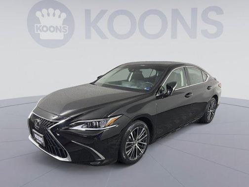 2023 Lexus ES 250 Base