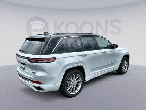 2025 Jeep Grand Cherokee Summit