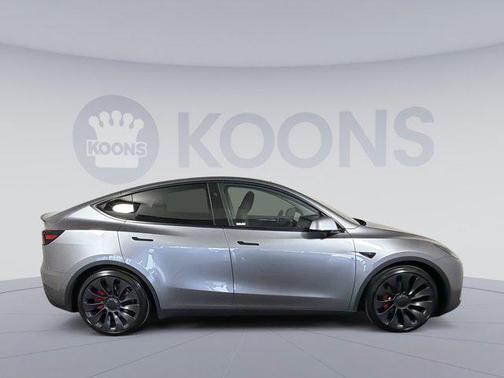 2025 Tesla Model Y Performance Dual Motor All-Wheel Drive