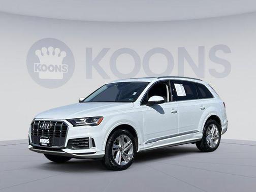 2023 Audi Q7 45 Premium