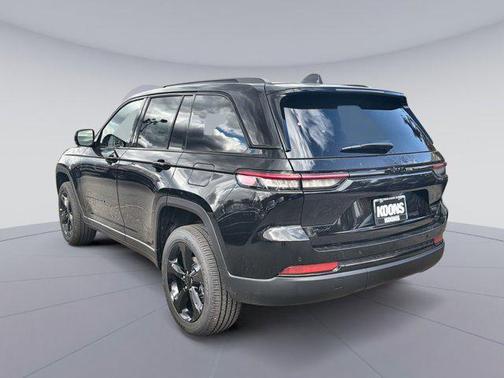 2025 Jeep Grand Cherokee Altitude