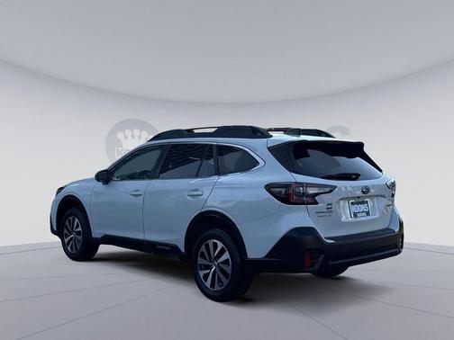 Crystal White Pearl 2020 Subaru Outback Premium